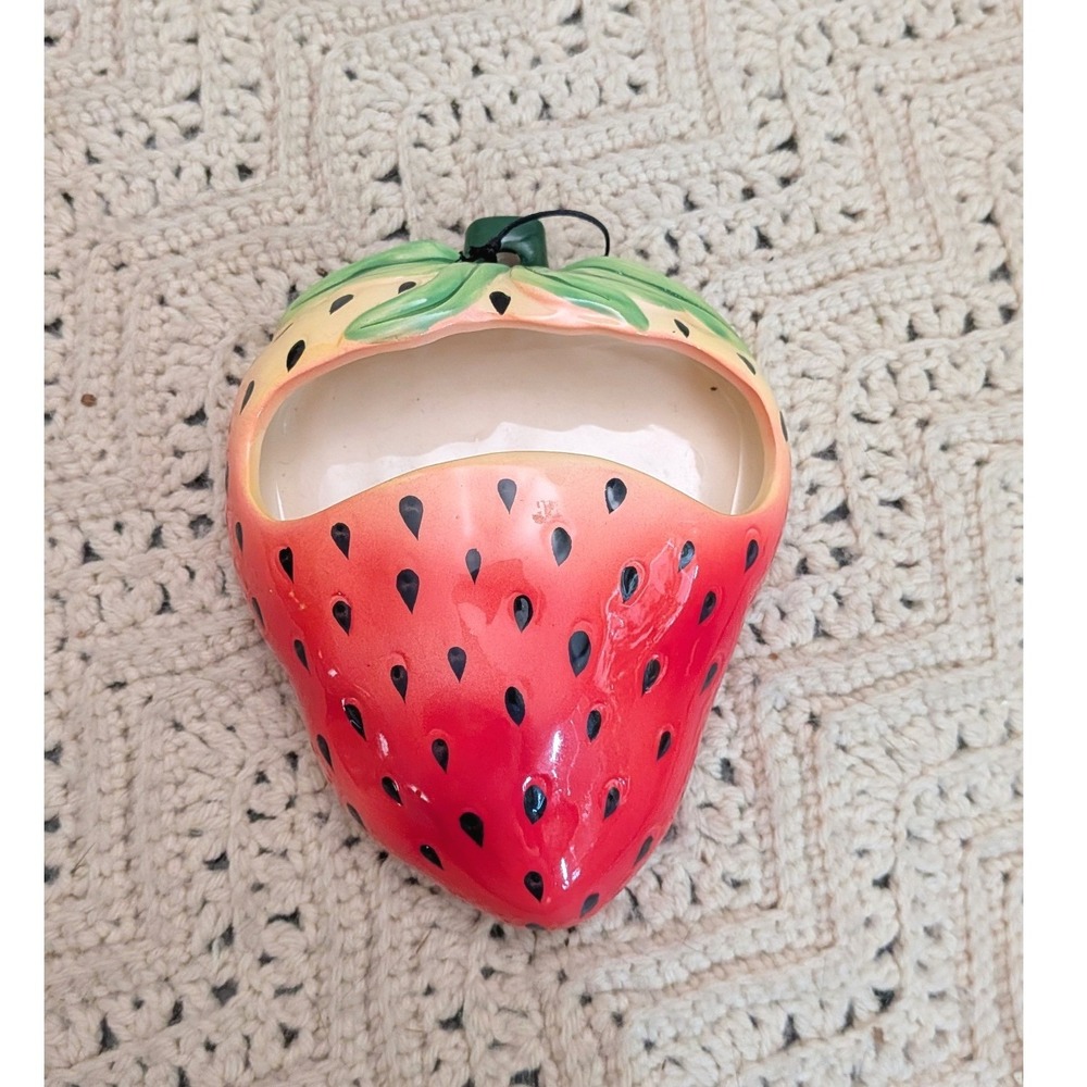 MSR Imports Ceramic Strawberry Wall Pocket Planter Red Fruit Hanging Decor 7in‎